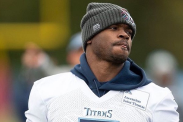 Adrian Peterson Has Meltdown Over Seahawks Loss