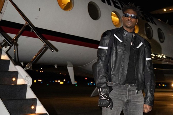 Antonio Brown Wants to Join The Browns After Deshaun Watson Trade