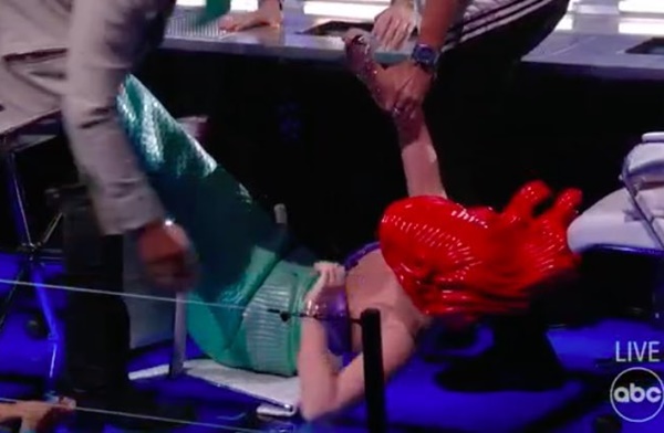 Katy Perry Falls Out of Her American Idol Chair Dressed As Mermaid