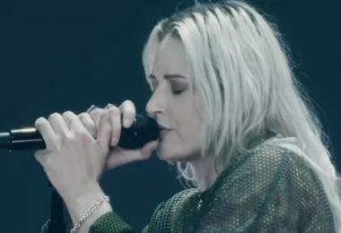 Linkin Park Disappointing Return With Lead Singer Emily Armstrong